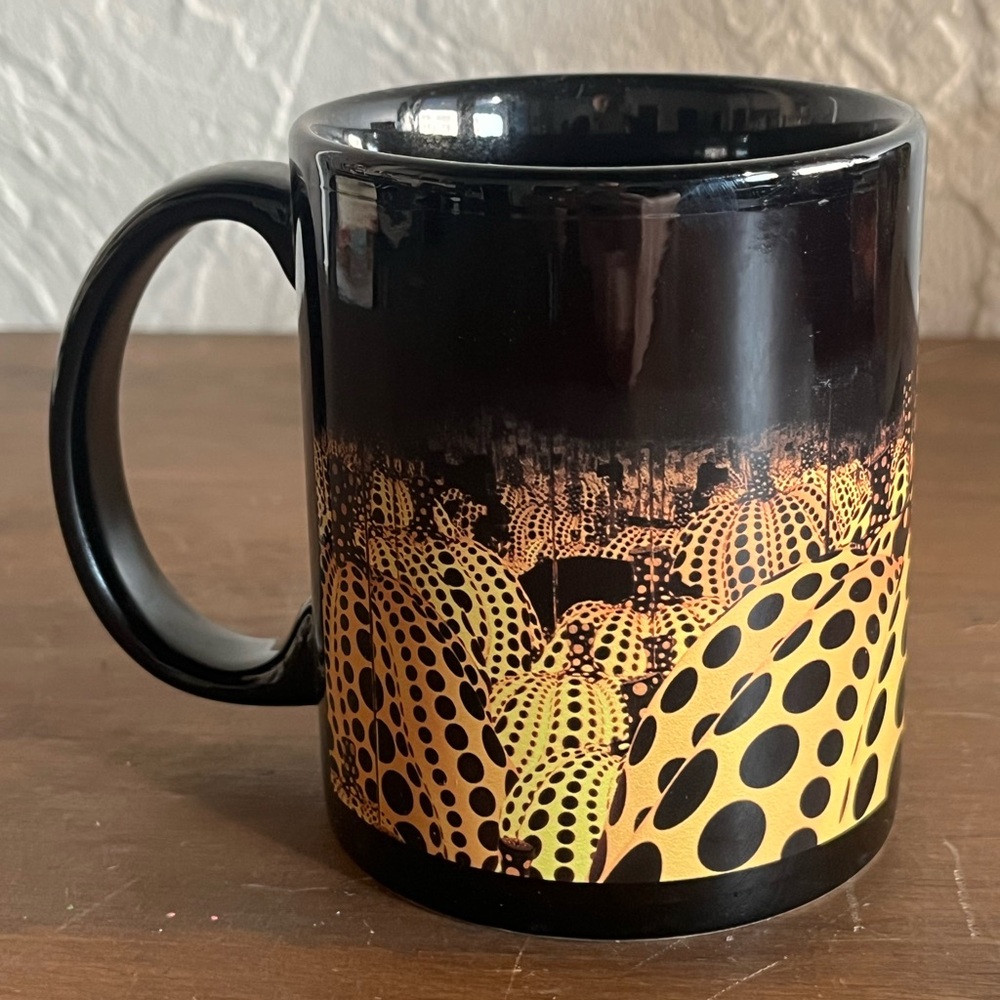 ✨Yayoi Kusama Japanese Artist Black Ceramic Coffee Mug with Pumpkin Pattern✨